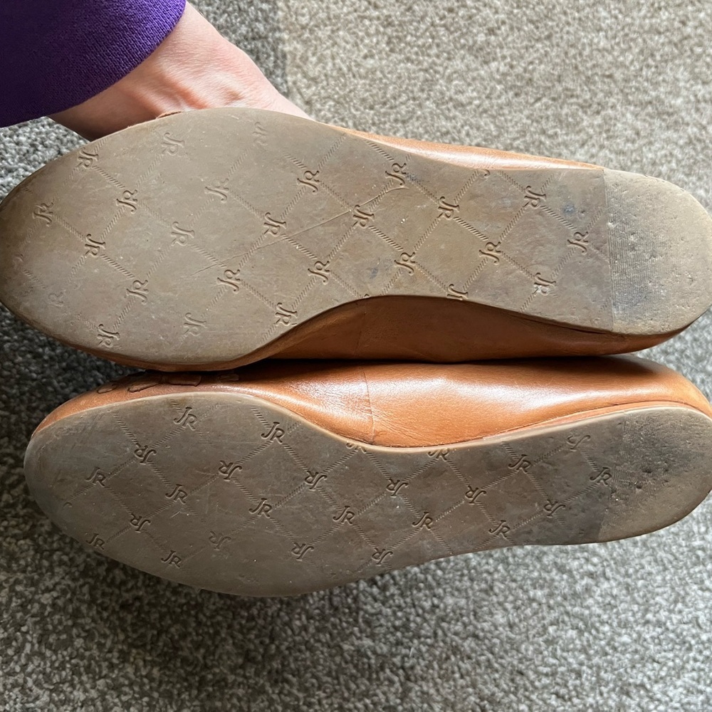 Jack Rogers Brown Leather Flats - 7 - Picture 10 of 11